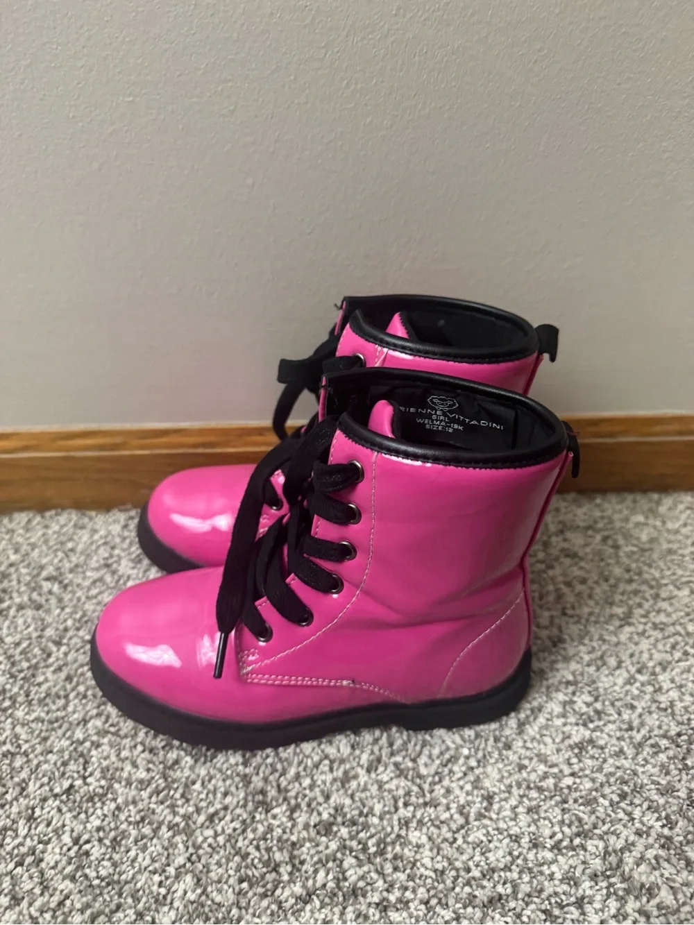 Girls Adrienne Vittadini Hot Pink Patent Lace-Up Combat Boots Size 12